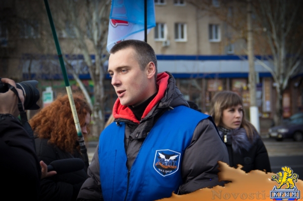 Луганск массово отметил День народного единства (ФОТОРЕПОРТАЖ. ВИДЕО) - «Общество Крыма»