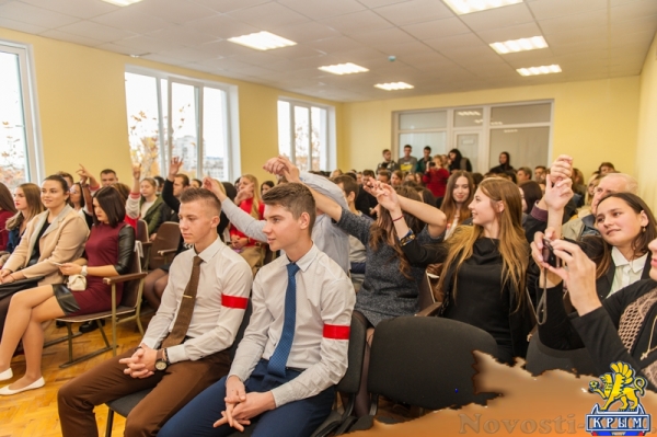 В Севастополе прошел конкурс студенческой самодеятельности (ФОТОРЕПОРТАЖ) - «Общество Крыма»