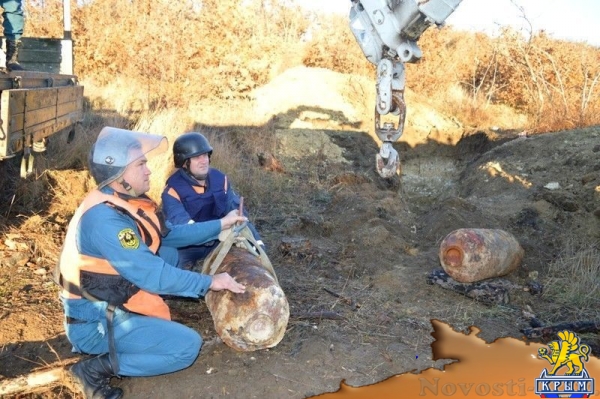 Пиротехники МЧС и специалисты Черноморского флота обезвредили в Севастополе 14 авиабомб (ФОТО) - «Туризм Крыма»