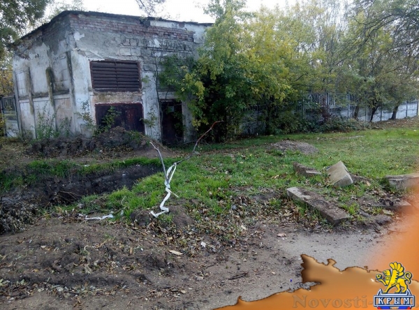 Жители Аршинцево в очередной раз просят избавления от «любимой ямы» - «Керчь» Жители Аршинцево в очередной раз просят избавления от «любимой ямы» - «Керчь»