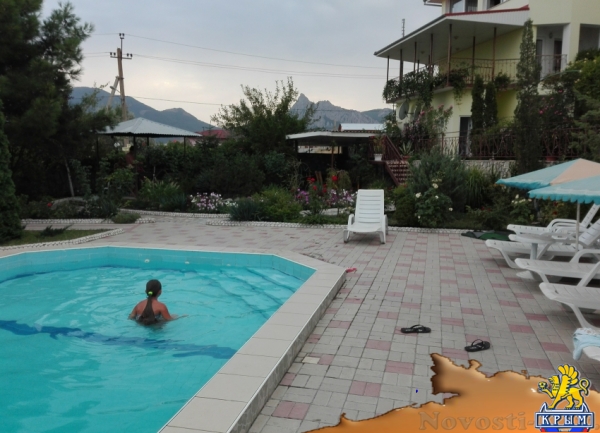 Отдых в Коктебеле. Гостиница с бассейном в Коктебеле с видом на море и горы Карадага Отдых в Крыму 2016 - жильё в Крыму без посредников - «Отдых в Коктебеле»