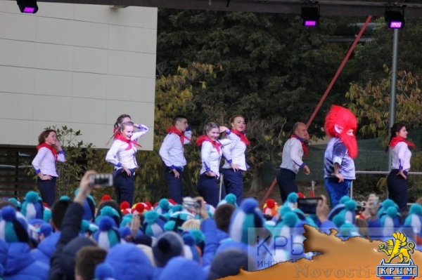 Школьник из Бурятии стал полуторамиллионным артековцем (ФОТО) - «Общество Крыма»