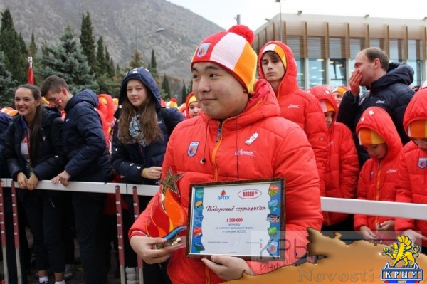 Школьник из Бурятии стал полуторамиллионным артековцем (ФОТО) - «Общество Крыма»