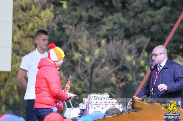 Школьник из Бурятии стал полуторамиллионным артековцем (ФОТО) - «Общество Крыма»