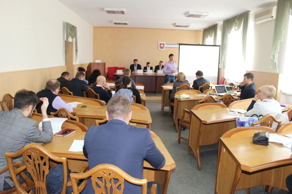 Муниципальным властям следует внимательно подойти к расчету ставок земельного налога — Александр Спиридонов - «Госкомрегистр»