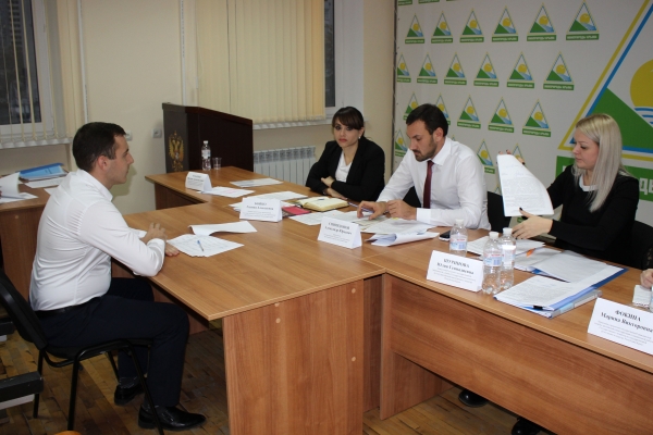 В Госкомрегистре проходит масштабная аттестация госслужащих - «Госкомрегистр»