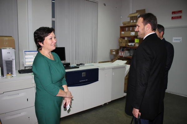 Госкомрегистр, учитывая опыт Ростовской области, будет и дальше усиливать взаимодействие с «МФЦ» - Александр Спиридонов - «Госкомрегистр»