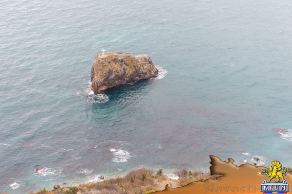 Над скалой Святого Георгия (ФОТО) - «Общество Крыма» Над скалой Святого Георгия (ФОТО) - «Общество Крыма»