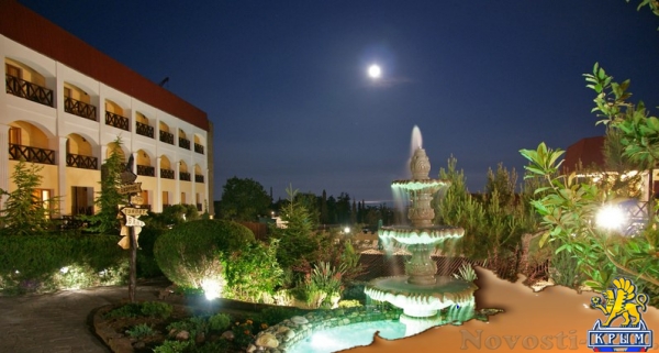 Отдых в Судаке. Отель с бассейном в 100м от моря и видом на крепость Отдых в Крыму 2016 - жильё в Крыму без посредников - «Отдых в Судаке»