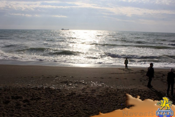 Разлив мазута зафиксирован в акватории Судака (ФОТО) - «Туризм Крыма» Разлив мазута зафиксирован в акватории Судака (ФОТО) - «Туризм Крыма»