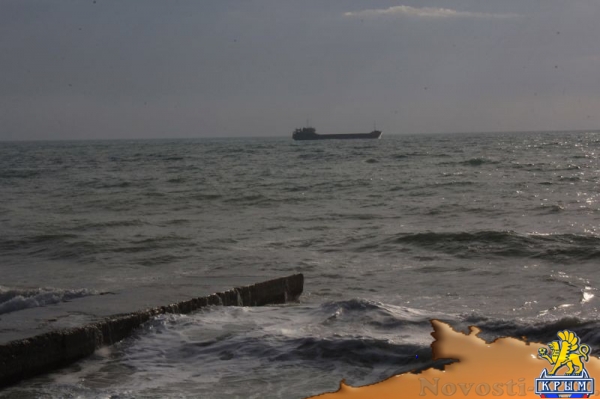 Разлив мазута зафиксирован в акватории Судака (ФОТО) - «Туризм Крыма» Разлив мазута зафиксирован в акватории Судака (ФОТО) - «Туризм Крыма»