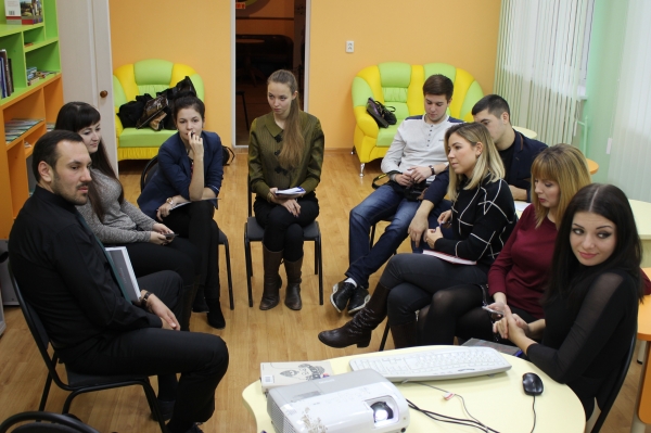 Любой перспективный выпускник вуза может рассчитывать на достойную карьеру в Госкомрегистре - «Госкомрегистр»