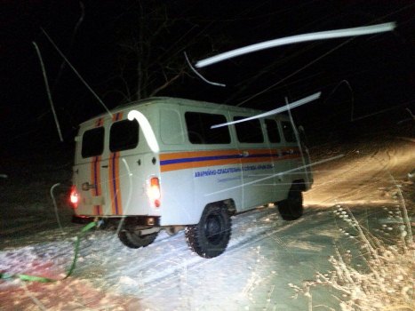 Из-за непогоды спасателям четыре раза пришлось оказывать помощь в эвакуации автомобилей - «МЧС» Из-за непогоды спасателям четыре раза пришлось оказывать помощь в эвакуации автомобилей - «МЧС»