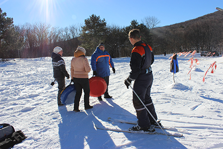 Сергей Шахов: с целью обезопасить туристический отдых, аварийно-спасательные посты «КРЫМ-СПАС» на Ангарском перевале и плато Ай-Петри будут работать весь зимний сезон - «МЧС» Сергей Шахов: с целью обезопасить туристический отдых, аварийно-спасательные посты «КРЫМ-СПАС» на Ангарском перевале и плато Ай-Петри будут работать весь зимний сезон - «МЧС»