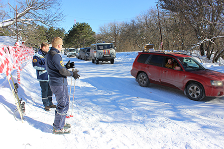 Сергей Шахов: с целью обезопасить туристический отдых, аварийно-спасательные посты «КРЫМ-СПАС» на Ангарском перевале и плато Ай-Петри будут работать весь зимний сезон - «МЧС» Сергей Шахов: с целью обезопасить туристический отдых, аварийно-спасательные посты «КРЫМ-СПАС» на Ангарском перевале и плато Ай-Петри будут работать весь зимний сезон - «МЧС»
