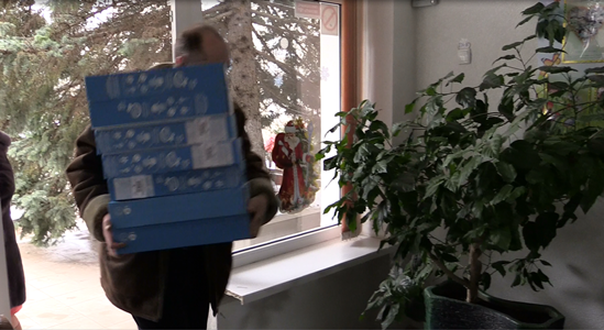 В день святого Николая профсоюзная организация Министерства подарила детишкам дома ребенка «Елочка» сладости - «МЧС» В день святого Николая профсоюзная организация Министерства подарила детишкам дома ребенка «Елочка» сладости - «МЧС»