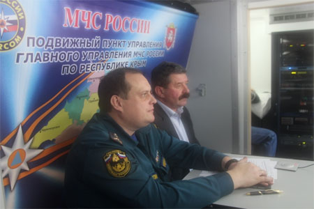 Крымские спасатели отработали действия по ликвидации снежных заносов на автодорогах Республики - «МЧС» Крымские спасатели отработали действия по ликвидации снежных заносов на автодорогах Республики - «МЧС»