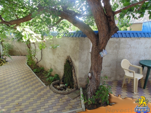 Отдых в Евпатории. Сдается 1-ком. коттедж, 2 мин.пеш. к набережной центр Евпатории, посуточно, круглый год. Отдых в Крыму 2016 - жильё в Крыму без посредников - «Отдых в Евпатории»