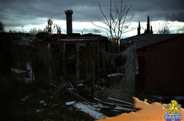 Муниципальные службы Ялты приступили к сносу незаконных гаражей на участке, отведенном под новую школу (ФОТО) - «Туризм Крыма»