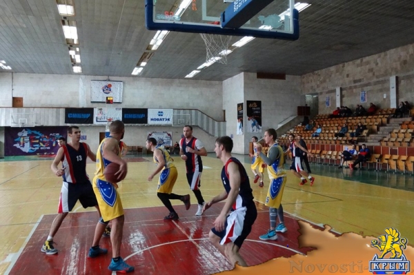 Ялтинские баскетболисты победили чемпионов Крыма и закрепились на первом месте в нынешнем республиканском сезоне (ФОТО) - «Общество Крыма»