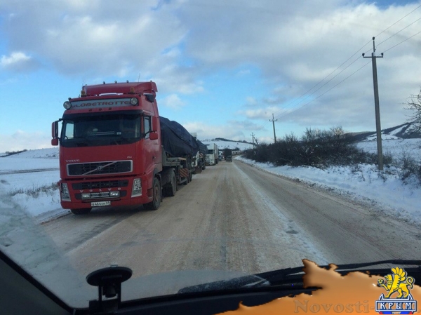 На керченской трассе пробки из фур - «Керчь»