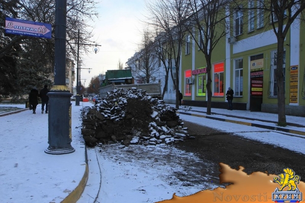 В Кооперативном переулке меняют дорожное полотно - «Керчь» В Кооперативном переулке меняют дорожное полотно - «Керчь»