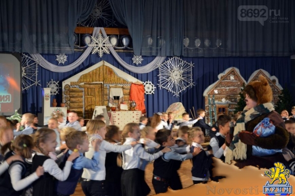 В Севастополе отметили День рождения Деда Мороза  - «Культура»
