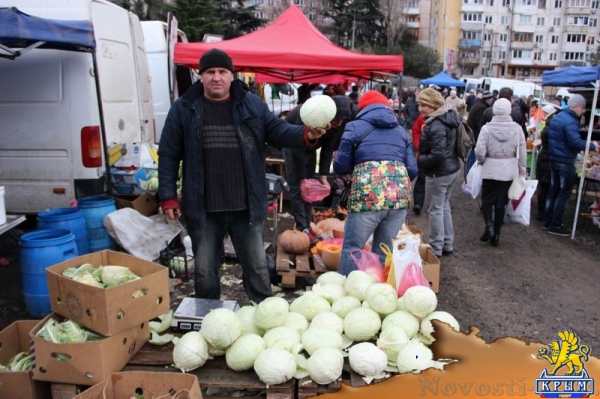 В Ялте прошла продуктовая ярмарка в грязи - «Новости Крыма»