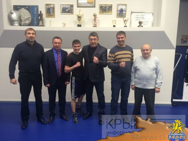 Крымский чемпион России по боксу Кудряков рад, что оправдал надежды крымчан (ФОТО) - «Спорт Крыма» Крымский чемпион России по боксу Кудряков рад, что оправдал надежды крымчан (ФОТО) - «Спорт Крыма»