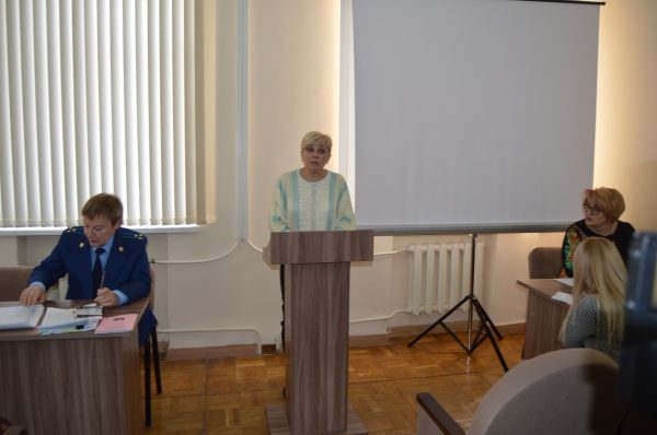 Ирина Клюева приняла участие в заседании "круглого стола" на тему "Обеспечение детям право на охрану здоровья" - «Правам ребёнка»
