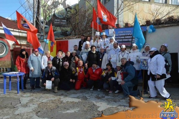 В Севастополе состоялось открытие очередного сезона зимнего плавания  - «Общество»