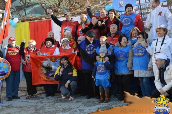 В Севастополе состоялось открытие очередного сезона зимнего плавания  - «Общество»