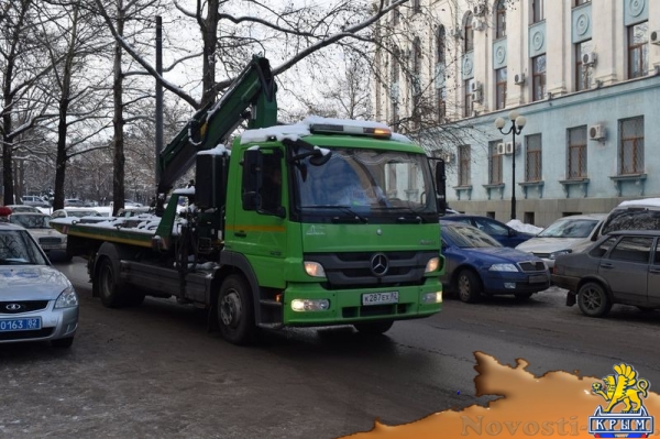 Служба принудительной эвакуации автотранспорта официально начала работу в Симферополе – «Гортранссервис» (ФОТО) - «Возвращение в Россию» Служба принудительной эвакуации автотранспорта официально начала работу в Симферополе – «Гортранссервис» (ФОТО) - «Возвращение в Россию»