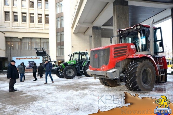 Аксёнов по достоинству оценил достижения Первомайского района (ФОТО) - «Политика Крыма»