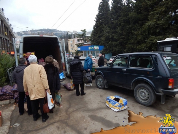 Ялтинцам продолжают устраивать ярмарки в грязи - «Новости Крыма»