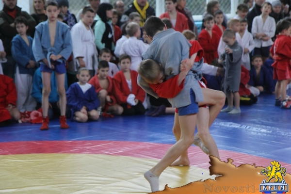 В Керчи прошел Кубок Деда Мороза (Обновлено) - «Керчь»