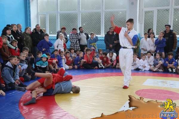 В Керчи прошел Кубок Деда Мороза (Обновлено) - «Керчь»