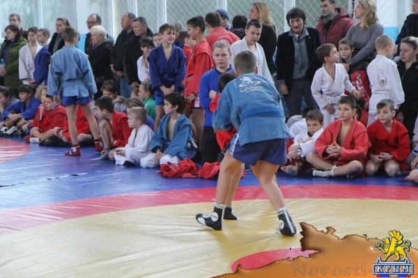 В Керчи прошел Кубок Деда Мороза (Обновлено) - «Керчь»