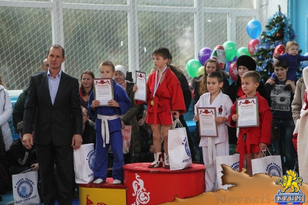 В Керчи прошел Кубок Деда Мороза (Обновлено) - «Керчь»