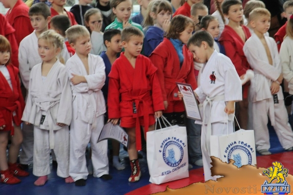 В Керчи прошел Кубок Деда Мороза (Обновлено) - «Керчь»