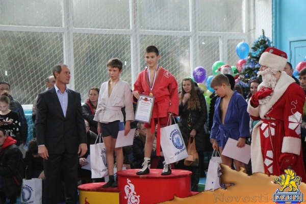 В Керчи прошел Кубок Деда Мороза (Обновлено) - «Керчь»
