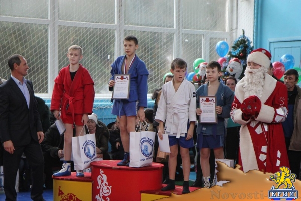 В Керчи прошел Кубок Деда Мороза (Обновлено) - «Керчь»