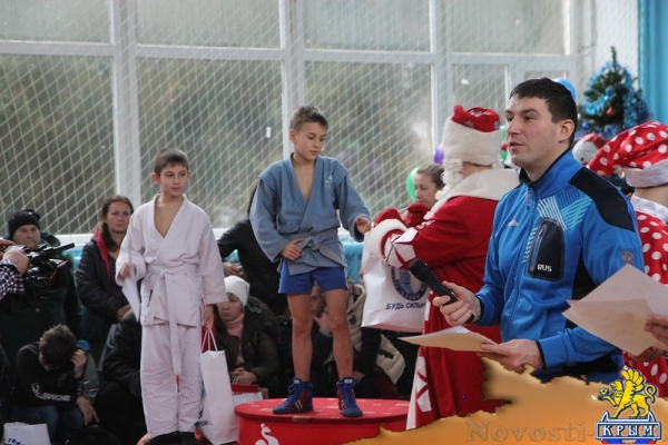 В Керчи прошел Кубок Деда Мороза (Обновлено) - «Керчь»