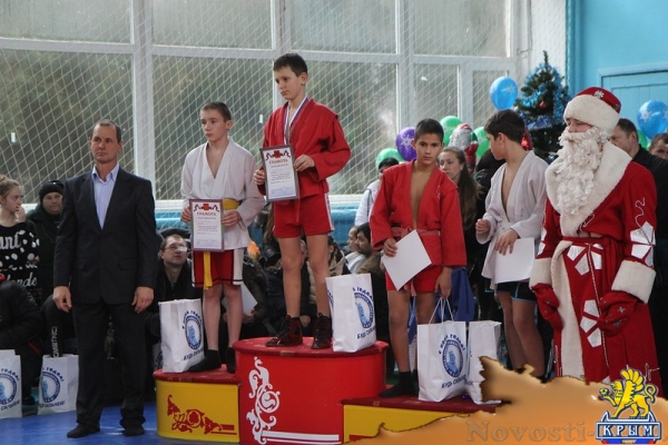 В Керчи прошел Кубок Деда Мороза (Обновлено) - «Керчь»
