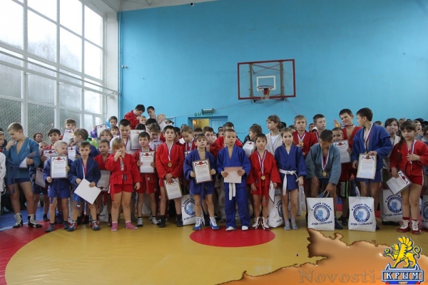 В Керчи прошел Кубок Деда Мороза (Обновлено) - «Керчь»