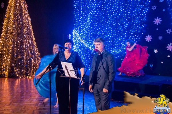 Владимир Ступников и Ольга Солодилова спели - «Керчь» Владимир Ступников и Ольга Солодилова спели - «Керчь»