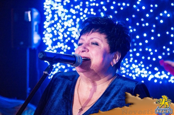 Владимир Ступников и Ольга Солодилова спели - «Керчь» Владимир Ступников и Ольга Солодилова спели - «Керчь»