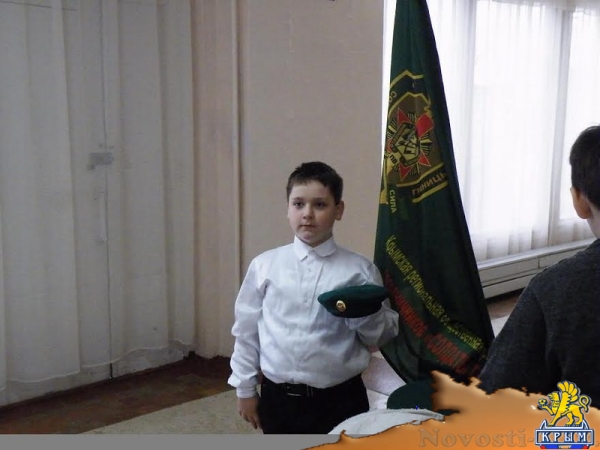 В Керчи школьники получили зеленые береты - «Керчь»