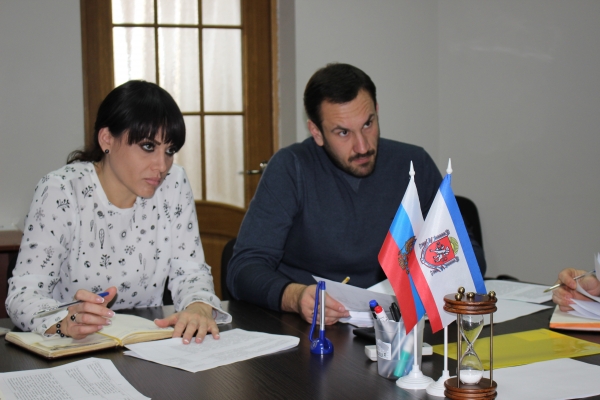 В Госкомрегистре разработан проект «дорожной карты» по оптимизации оказания государственных услуг комитетом на территории Крыма - «Госкомрегистр»