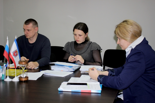 В Госкомрегистре разработан проект «дорожной карты» по оптимизации оказания государственных услуг комитетом на территории Крыма - «Госкомрегистр»